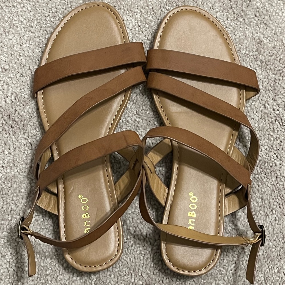 BAMBOO brown sandals. Size 8. Excellent used condition